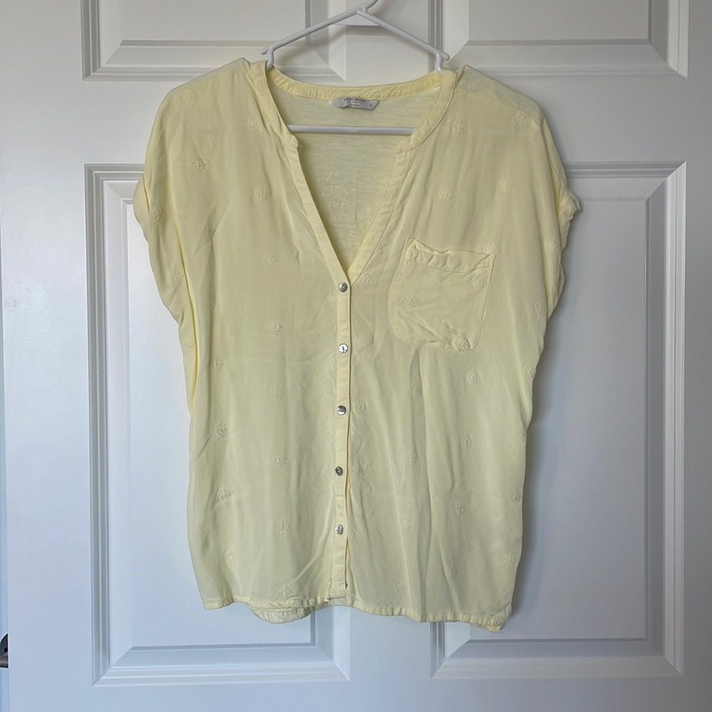 Lucky Brand yellow women’s blouse